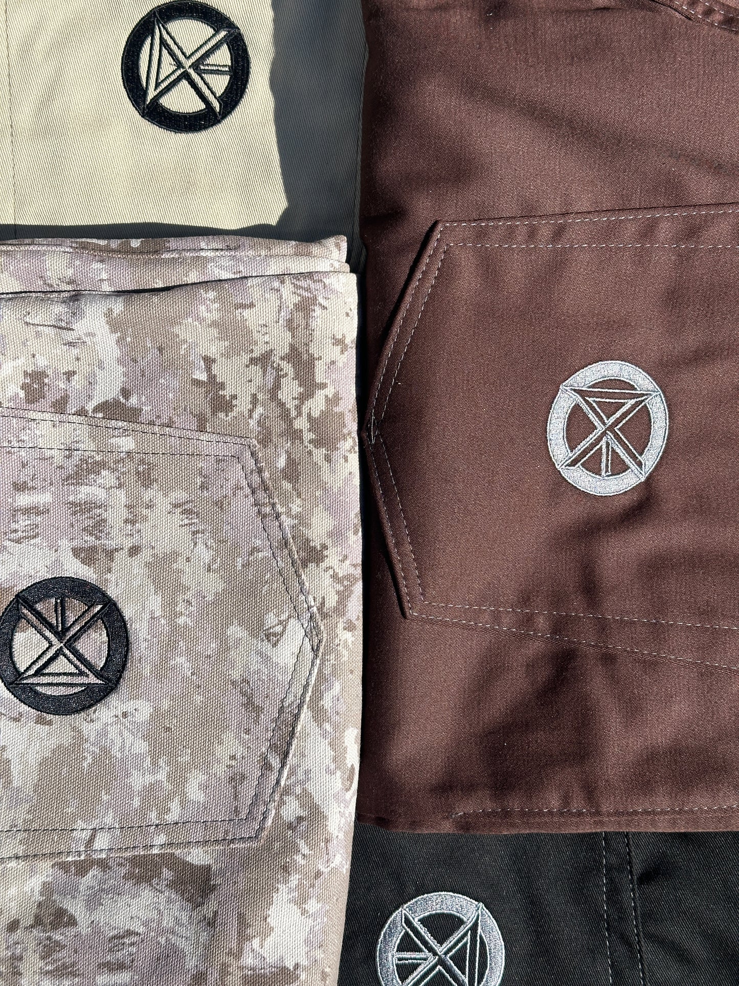 DE Embroidered Camo Pant